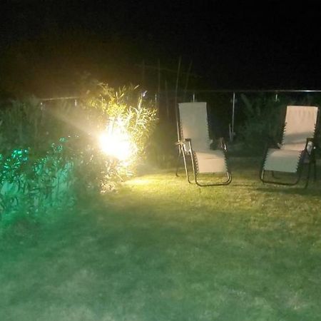 L'Angolo Di Ari Vaiano  エクステリア 写真